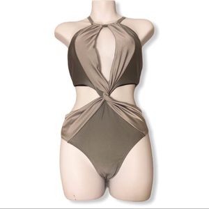 Twisted Front Monokini